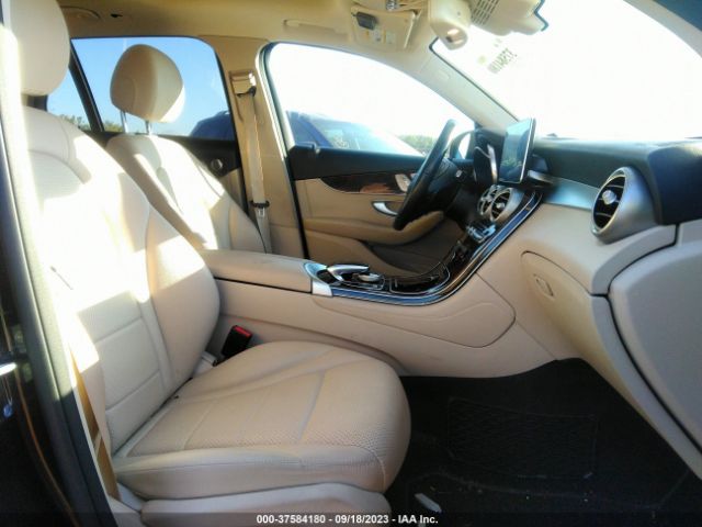 WDC0G4KB6JV014095 Mercedes-Benz Glc Glc 300