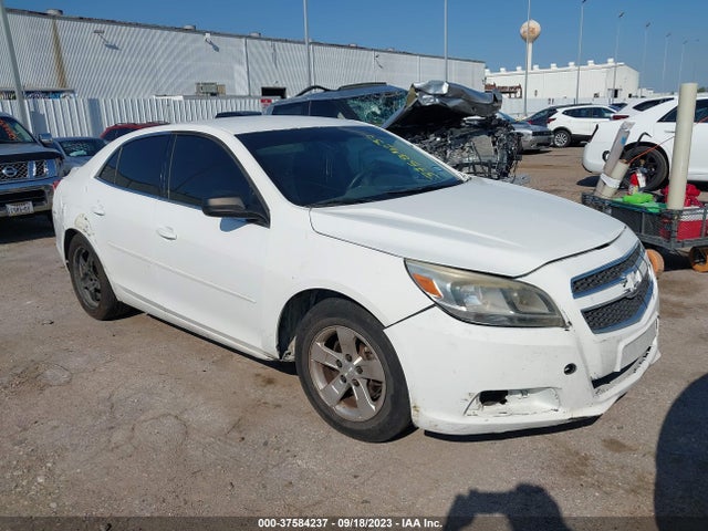 2014 1G11B5SL2EF138798 main image