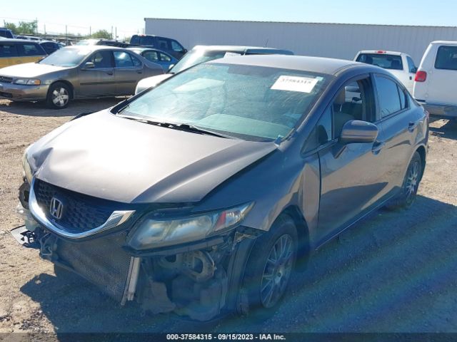 19XFB2F50EE049104 Honda Civic Sedan Lx