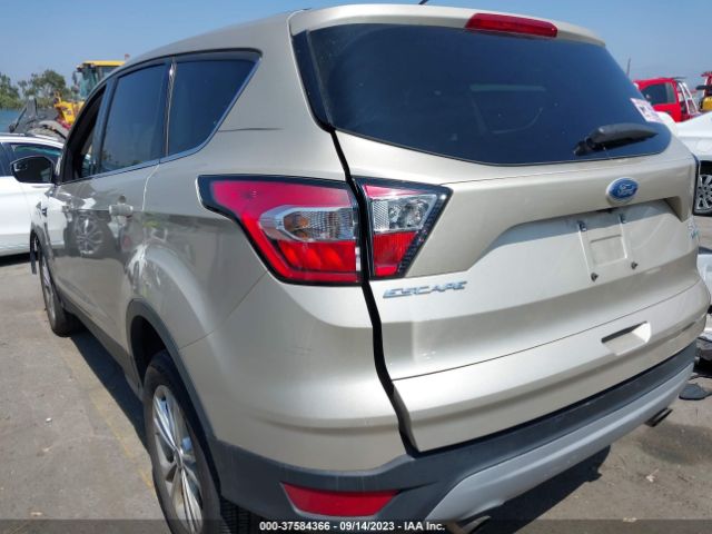 1FMCU0GD1HUE91673 Ford ESCAPE SE