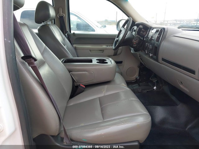 2014 CHEVROLET SILVERADO 2500HD WORK TRUCK VIN: 1GC1KVCG0EF163644