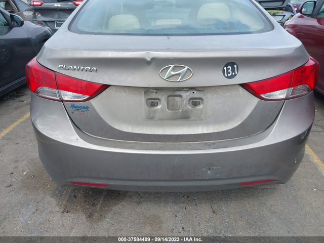 2013 HYUNDAI ELANTRA GLS VIN: 5NPDH4AE7DH186155