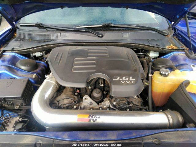2C3CDXHG0JH188015 Dodge Charger Sxt Plus