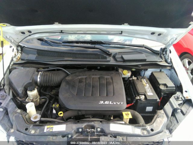 2C4RDGBGXHR624811 Dodge Grand Caravan Se