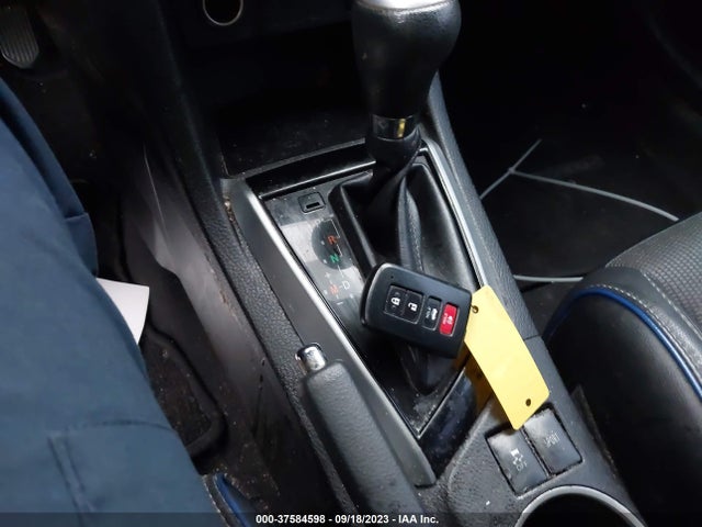 Toyota COROLLA L 2017 5YFBURHEXHP671825 Image 3