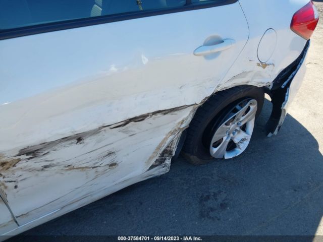 KNAFX4A64F5377472 KIA FORTE LX