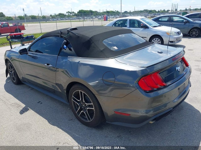 Ford Mustang Ecoboost 2018 1FATP8UH9J5132983 Image 3