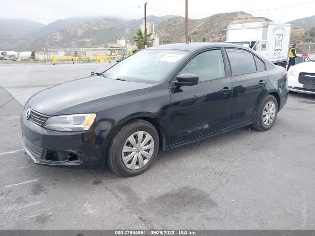 3VW2K7AJ5EM331368 Volkswagen Jetta Sedan S