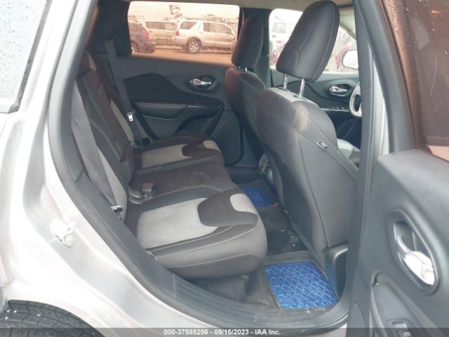 1C4PJMAB8FW765336 Jeep Cherokee Sport