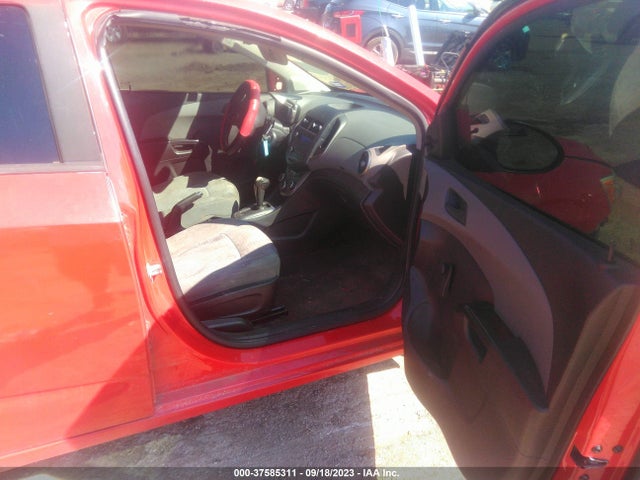 Chevrolet Sonic Ls Auto 2016 1G1JA5SH4G4138976 Image 5