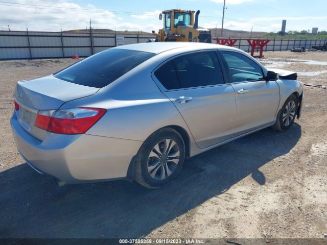 1HGCR2F38EA004395 Honda Accord Sedan Lx