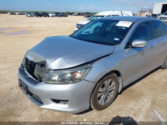 1HGCR2F38EA004395 Honda Accord Sedan Lx