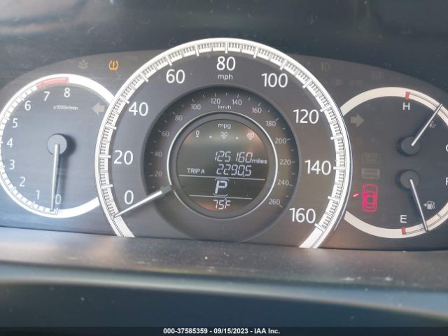 1HGCR2F38EA004395 Honda Accord Sedan Lx