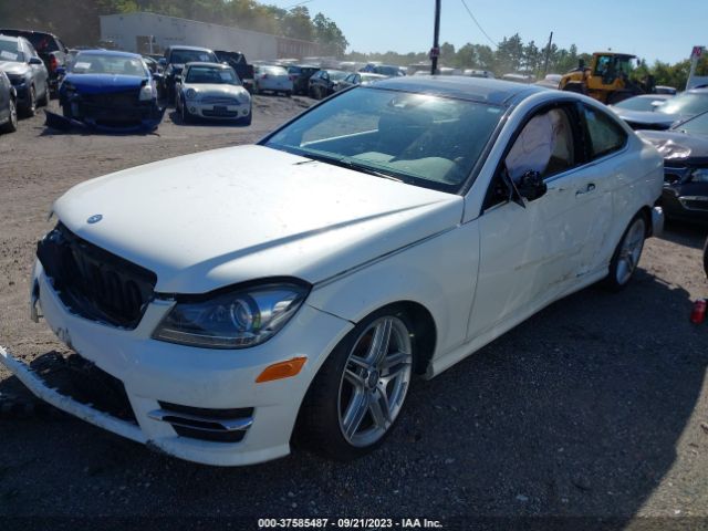 WDDGJ8JB6FG436013 Mercedes-Benz C-class C 350