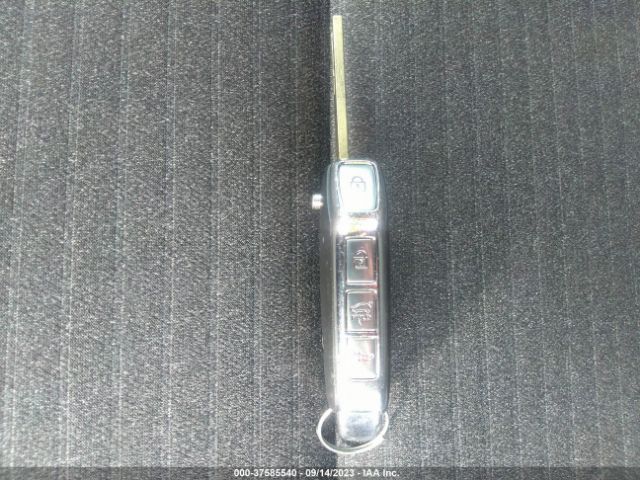 KNDJ23AU2M7747582 KIA SOUL S