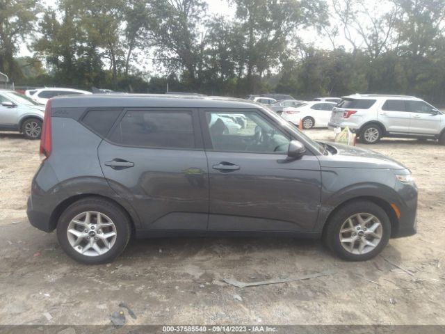 KNDJ23AU2M7747582 KIA SOUL S