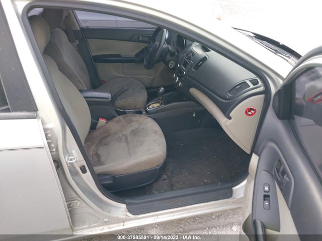 2012 KIA FORTE EX VIN: KNAFU4A29C5606584