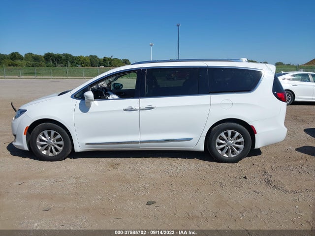 Chrysler Pacifica Touring L 2018 2C4RC1BG6JR235931 Image 15