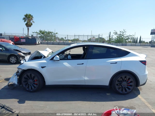 2023 TESLA MODEL Y PERFORMANCE VIN: 7SAYGDEFXPF607072