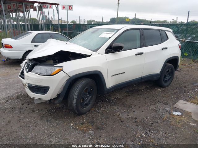 3C4NJDAB8JT423925 Jeep Compass Sport