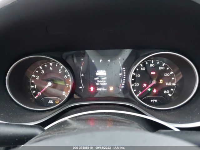 3C4NJDAB8JT423925 Jeep Compass Sport