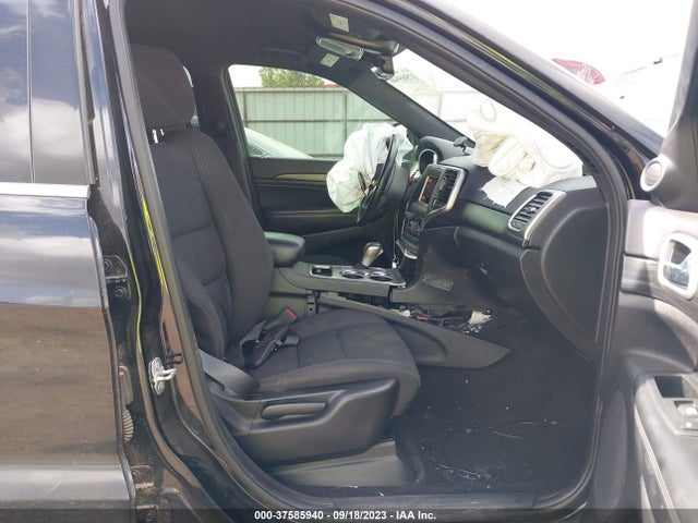1C4RJFAG3KC726147 Jeep Grand Cherokee Laredo E