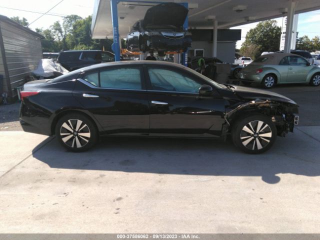 1N4BL4DV9MN324379 Nissan Altima 2.5 Sv