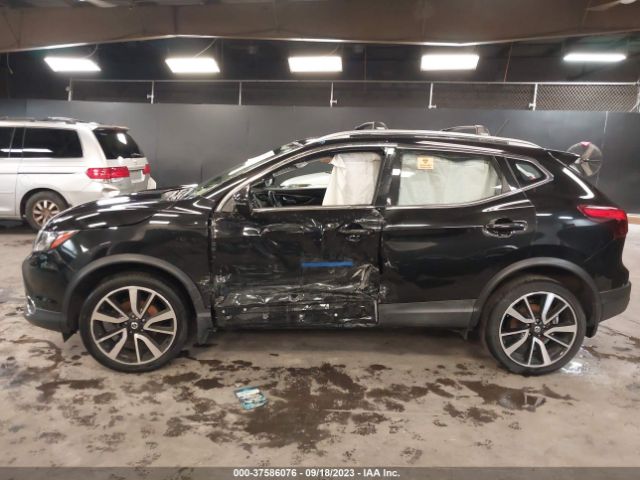 JN1BJ1CR0KW353489 Nissan Rogue Sport Sl