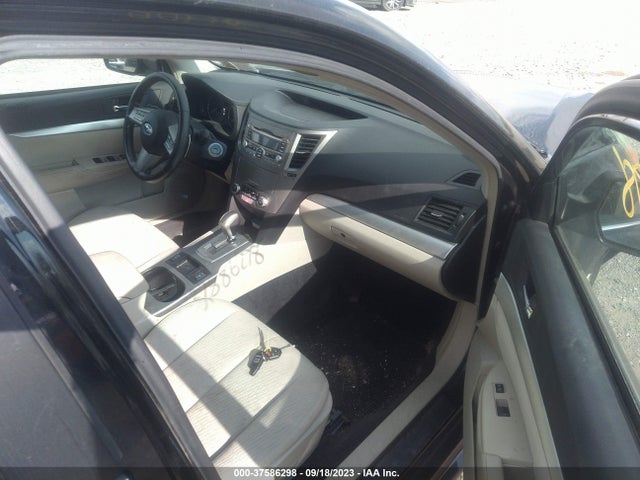 2010 SUBARU LEGACY PREM ALL-WTHR/MOON VIN: 4S3BMCG61A3235063