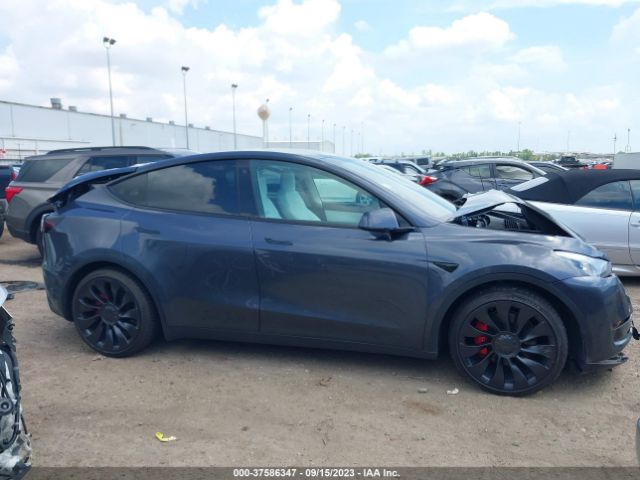 7SAYGDEF4NF415644 Tesla Model Y Performance