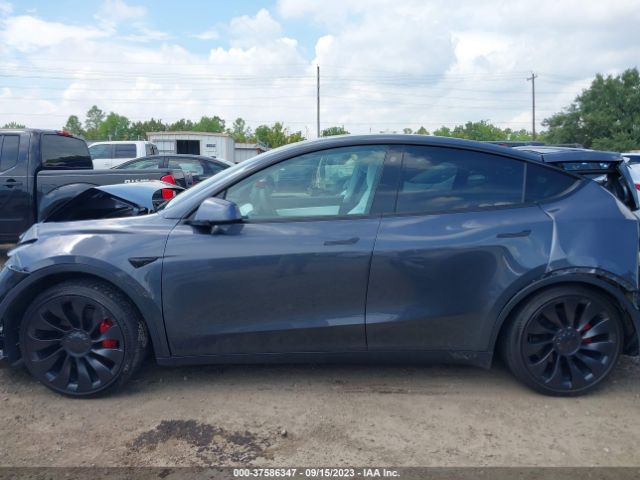 7SAYGDEF4NF415644 Tesla Model Y Performance