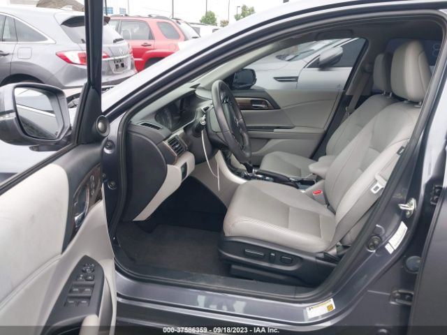 1HGCR2F82HA100619 Honda Accord Sedan Ex-l