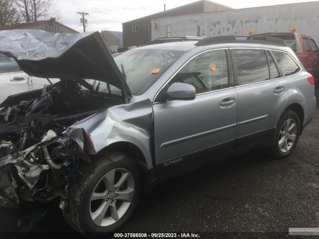 4S4BRBDC7E3314776 Subaru Outback 2.5i Premium