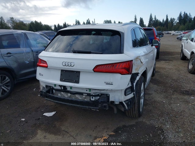 WA1BNAFY3J2200352 Audi Q5 Premium Plus