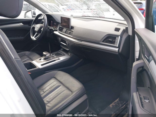 WA1BNAFY3J2200352 Audi Q5 Premium Plus