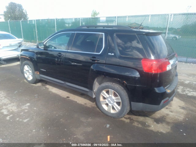 2011 GMC TERRAIN 2CTFLTECXB6368741 Photo 2