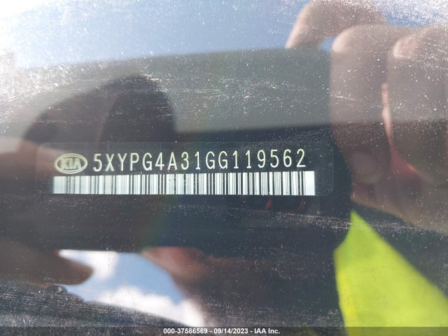 KIA SORENTO LX 2016 5XYPG4A31GG119562 Image 9