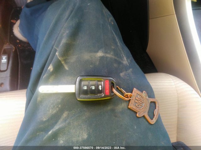 1HGCR2F39EA272498 Honda Accord Sedan Lx