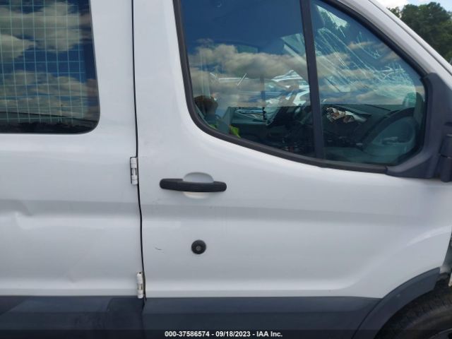 1FTNR1ZG6FKA30392 Ford TRANSIT CARGO VAN