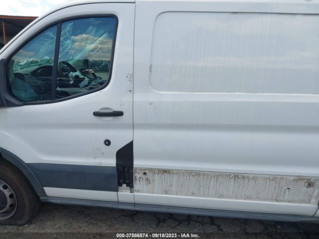 1FTNR1ZG6FKA30392 Ford TRANSIT CARGO VAN