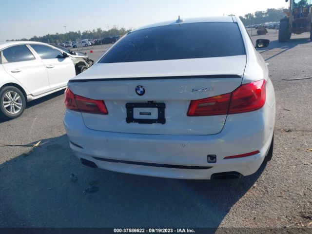 WBAJE5C34HG916513 BMW 5 Series 540i