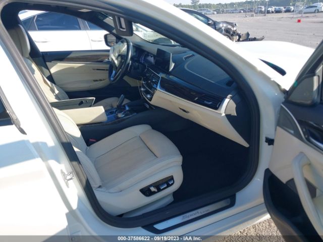 WBAJE5C34HG916513 BMW 5 Series 540i