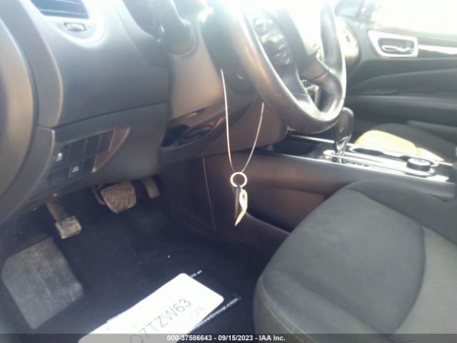 5N1DR2MM0JC653763 Nissan Pathfinder Sv