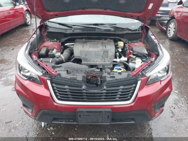 JF2SKAEC5KH562882 Subaru Forester Premium