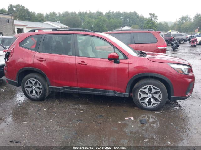 JF2SKAEC5KH562882 Subaru Forester Premium