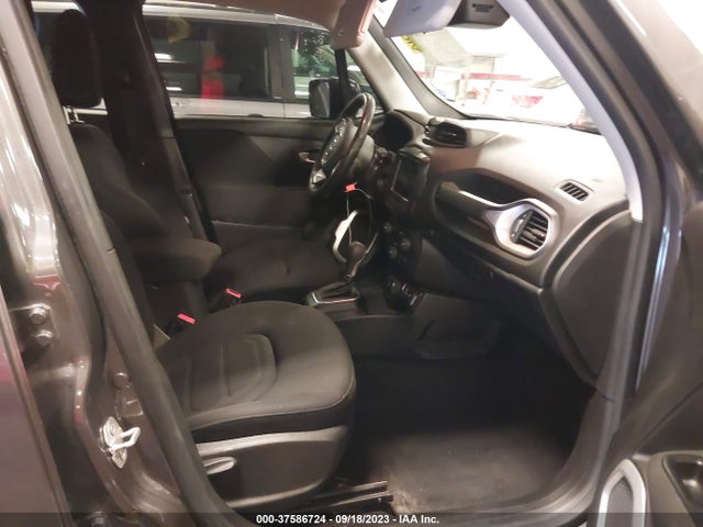 ZACNJBBB7KPK05998 Jeep Renegade Latitude