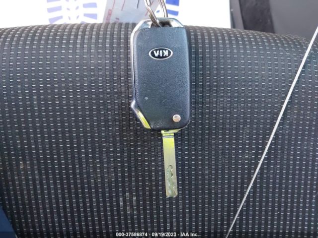 3KPF24ADXKE010705 KIA Forte Lxs