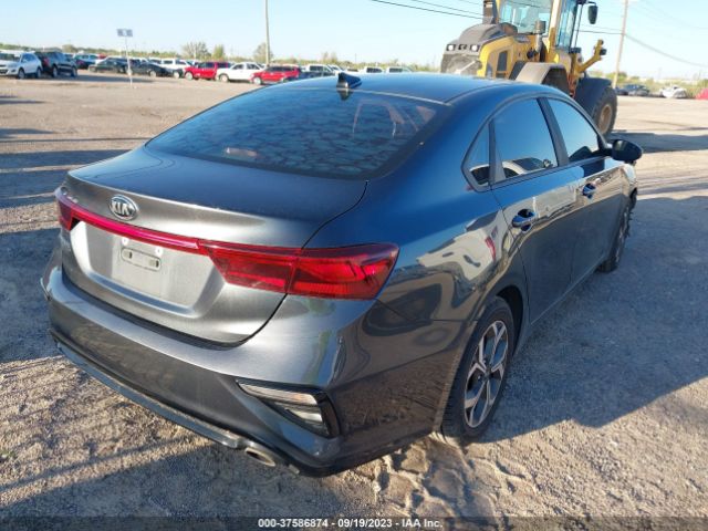 3KPF24ADXKE010705 KIA Forte Lxs