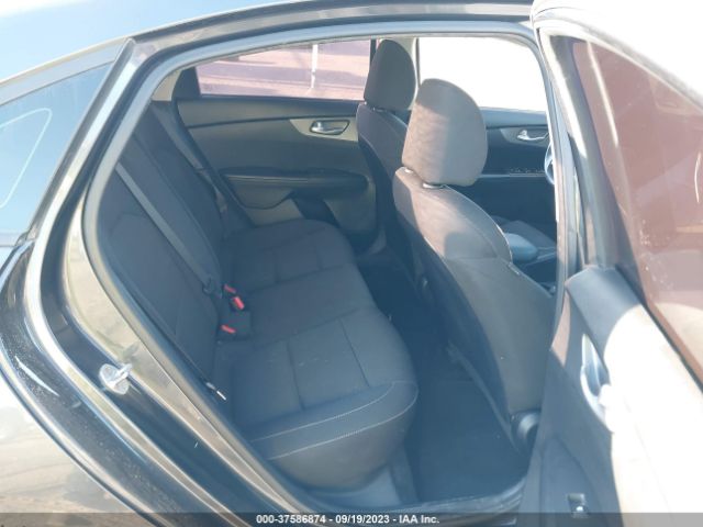 3KPF24ADXKE010705 KIA Forte Lxs