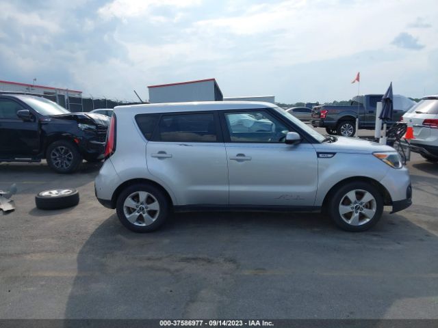 KNDJN2A21K7008250 KIA Soul Base